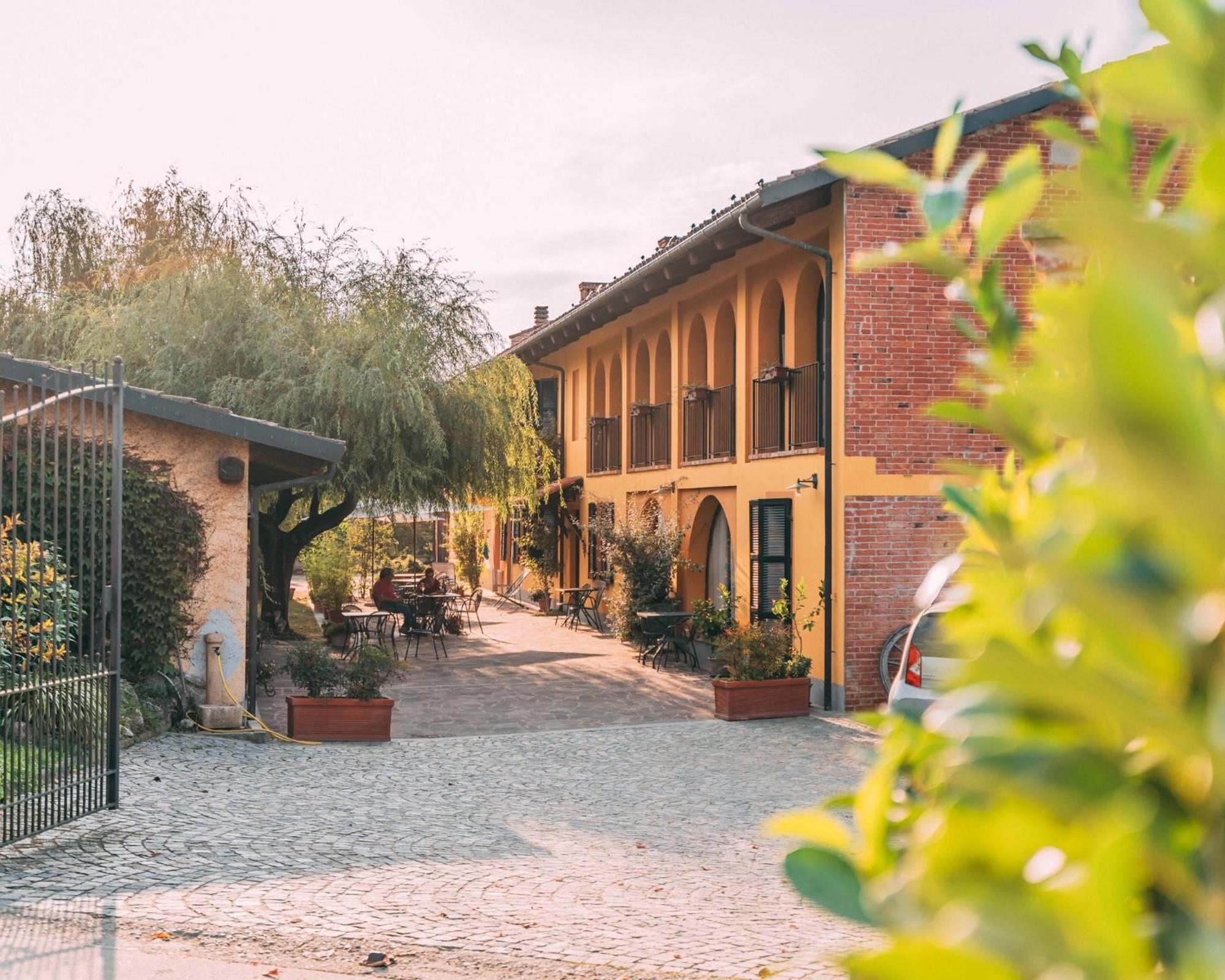 Agriturismo Cascina Barin Roddi Dış mekan fotoğraf